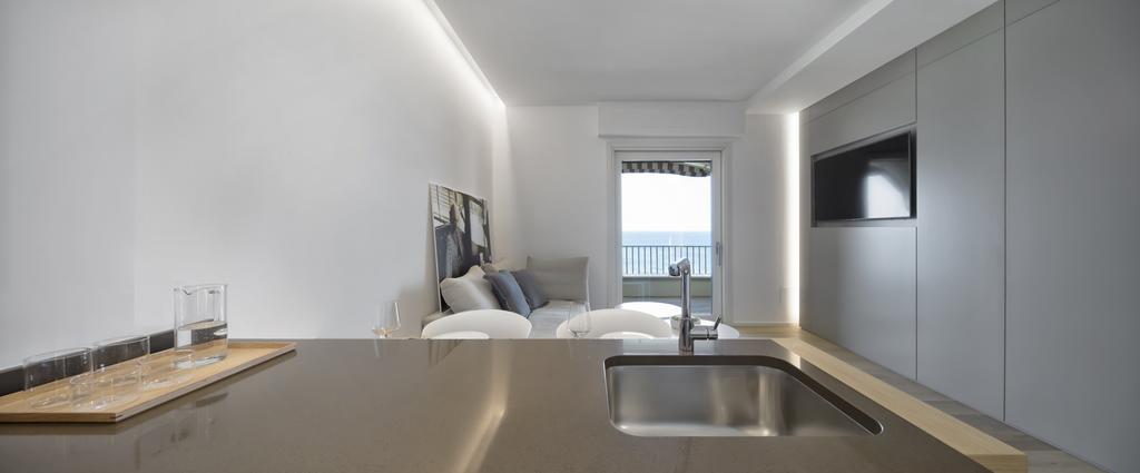 Luxury Suites Collection - Milano 33 Риччоне Экстерьер фото